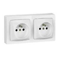 Oteo prise 2x2P+T précâblée horizontal complet blanc